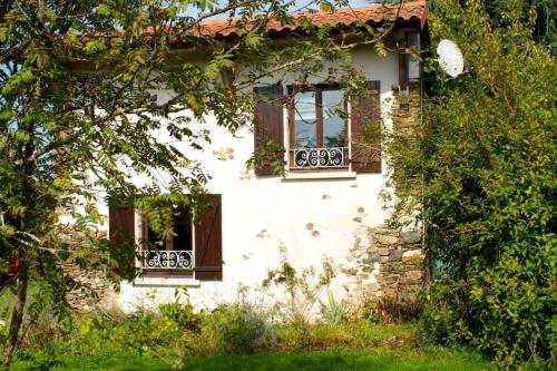 The Piggery, charming converted stone gite : Maisons de vacances proche de Savignac-Lédrier