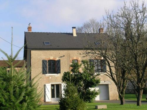 Gîte Urçay, 6 pièces, 8 personnes - FR-1-489-128 : Maisons de vacances proche de Vallon-en-Sully