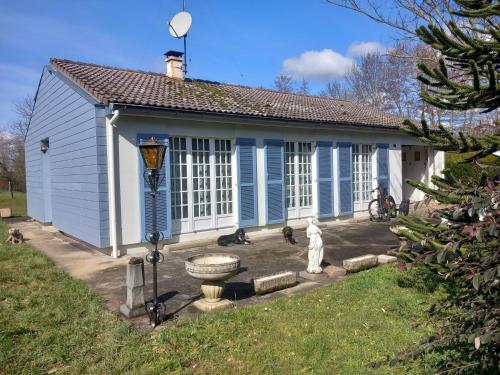 La maison des amoureux de ballades dans le Jura : Maisons de vacances proche de Saint-Martin-du-Mont