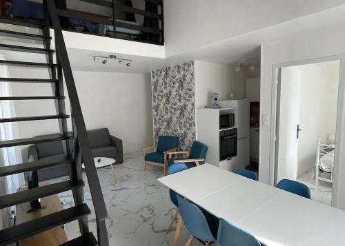 Appartement vue sur la Charente : Appartements proche de Beaugeay