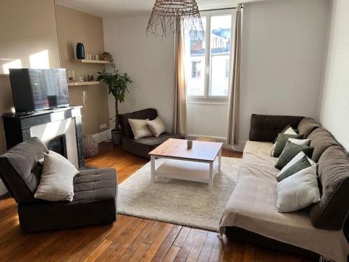 Superbe appartement avec cheminée : Appartements proche de Vulaines-sur-Seine