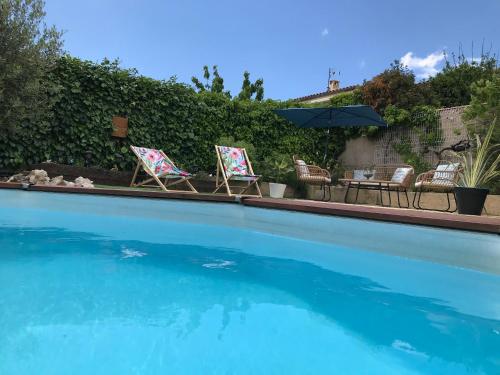 Villa Cléa, belle propriété provençale, jardin, piscine, au calme : Villas proche de Roquefort-la-Bédoule