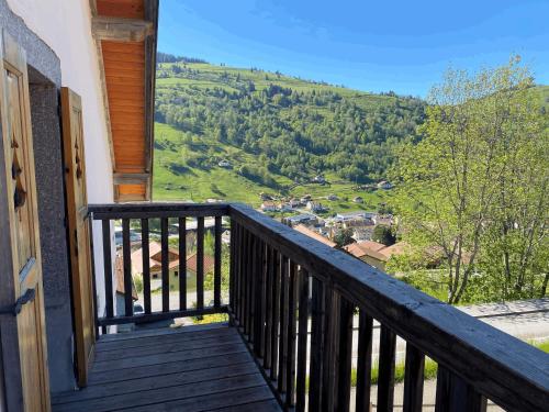Le Batou, vue sur la vallee : Appartements proche de La Bresse