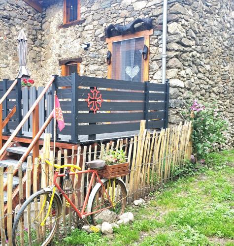 Gite La Grangette de Pauline : Maisons de vacances proche de Larnat