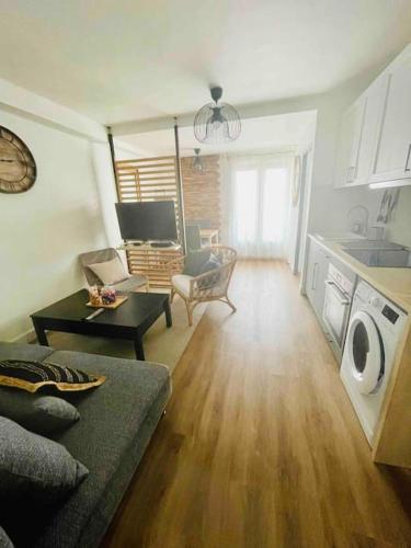 Bel appartement rénové 10mins du centre de Lyon : Appartements proche de Sainte-Foy-lès-Lyon