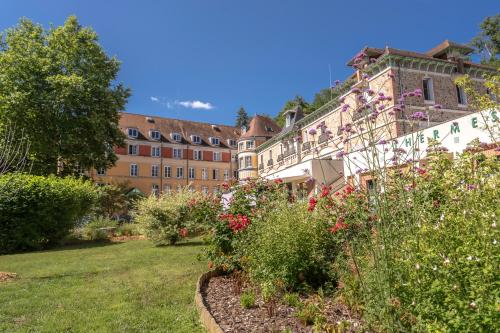 Le Grand Hôtel, The Originals Relais : Hotels proche de Marcillat-en-Combraille