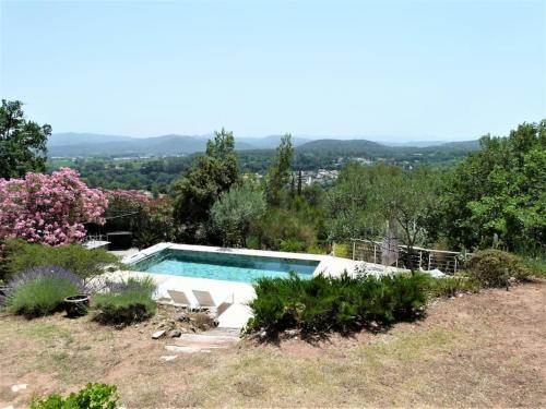 Villa in Provence near the Golf of Saint-Tropez : Villas proche de La Motte