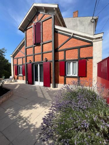 La Petite Angerienne : Maisons de vacances proche d'Asnières-la-Giraud