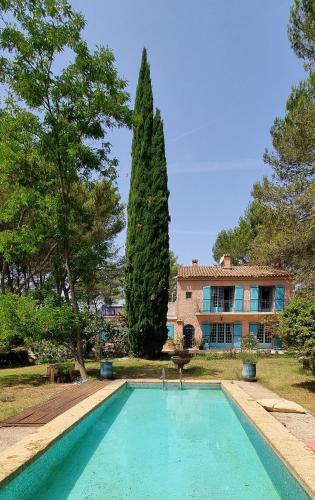 Belle villa provencale : Villas proche de Ventabren