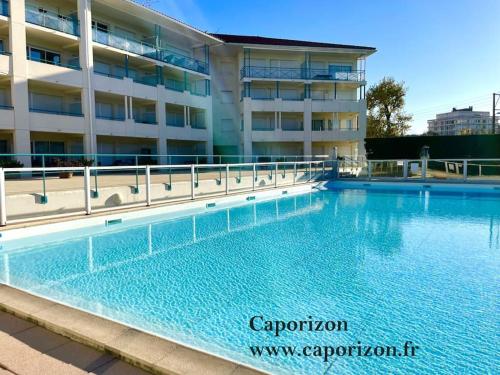 Caporizon présente T1bis cosy En face Golf avec piscine : Appartements proche de Ciboure