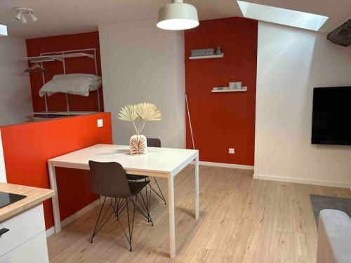 Le 203 studio cosy : Appartements proche de Simandre-sur-Suran