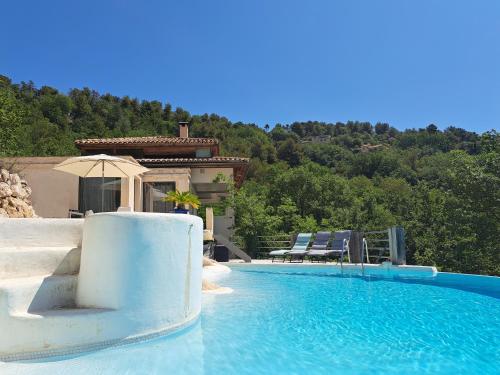 Spacious Dream Villa near Monaco : Villas proche de Gorbio