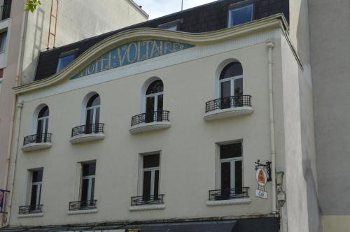 Appart'hôtel Voltaire : Appartements proche de Le Poinçonnet