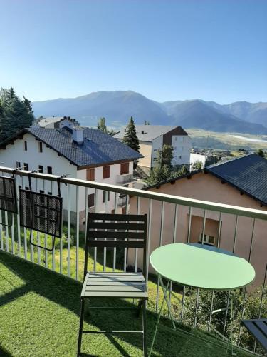 Font Romeu ,bel appartement avec une superbe vue sur les montagnes pyrénéennes : Appartements proche de Font-Romeu-Odeillo-Via
