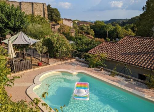 Gîte provençale avec piscine : Maisons de vacances proche de Pontevès
