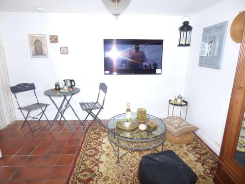 Le Paradis marocain avec balnéo : Appartements proche de Saint-Symphorien