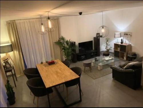 Maison spacieuse + terrasse : Appartements proche de Bouaye