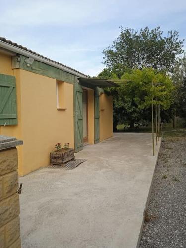Maison au pied des Cévennes : Maisons de vacances proche de Boisset-et-Gaujac