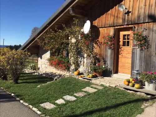 La Chabraque : Maisons de vacances proche de Mont-de-Laval