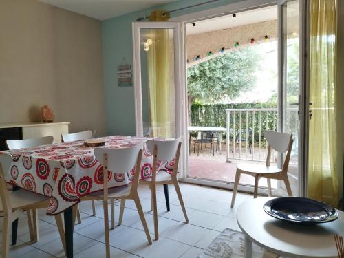 Appartement T4 jardin et terrasse : Appartements proche de Saint-Cyr-sur-Mer