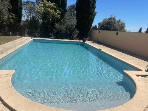 Maison 70m2 privatisée Provence avec piscine & jardin : Maisons de vacances proche de Richerenches
