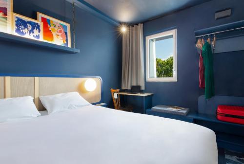 greet hotel Salon de Provence : Hotels proche d'Aurons