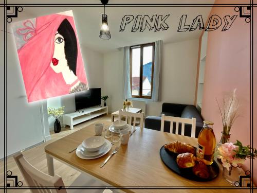 Le Pink Lady - Centre Ville - Maison Boucicaut : Appartements proche de Farges-lès-Chalon