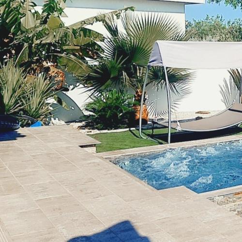Magnifique villa au calme avec piscine et jacuzzi chauffées : Villas proche de Murviel-lès-Montpellier