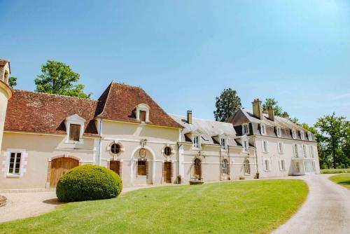 Château de Villefargeau : Maisons de vacances proche de Coulanges-la-Vineuse