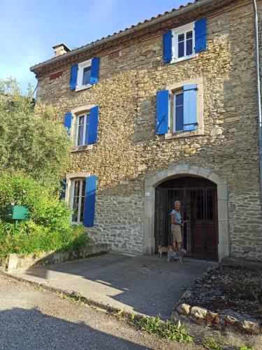 Maison isivier : B&B / Chambres d'hotes proche de Luc-sur-Aude