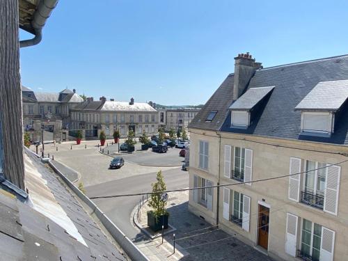 Appartement T3 en plein cœur du centre-ville : Appartements proche de Nanteuil-la-Fosse