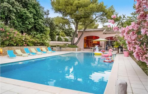 Beautiful Home In Les Angles With 5 Bedrooms, Private Swimming Pool And Outdoor Swimming Pool : Maisons de vacances proche de Les Angles