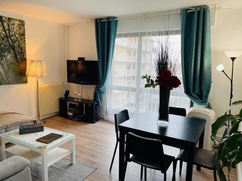 Appartement Pivoine : Appartements proche de L'Haÿ-les-Roses