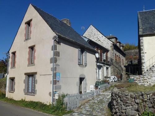 Gîte Brezons, 4 pièces, 6 personnes - FR-1-742-126 : Maisons de vacances proche de Saint-Martin-sous-Vigouroux