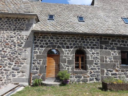 Gîte Narnhac, 2 pièces, 2 personnes - FR-1-742-319 : Maisons de vacances proche de Mur-de-Barrez
