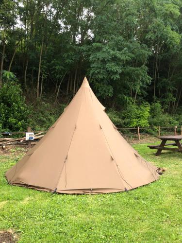 Ecluse21 Camping : Tentes de luxe proche d'Adon