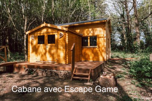 Cabane insolite Yavana avec escape game : Campings proche de Saint-Évarzec