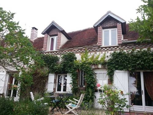 Longère De Charme Bourgogne : Maisons d'hotes proche d'Ouanne