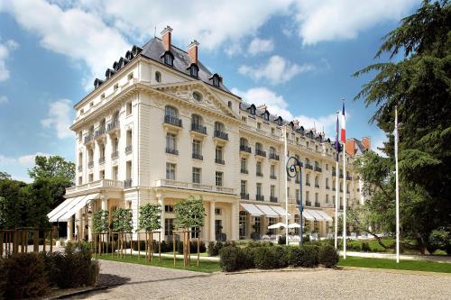 Waldorf Astoria Versailles - Trianon Palace : Hotels proche de La Celle-Saint-Cloud