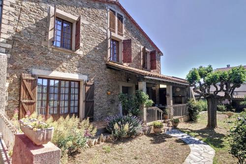 Chez Mamie - Maison de campagne avec jardin : Maisons de vacances proche de Saint-Couat-d'Aude