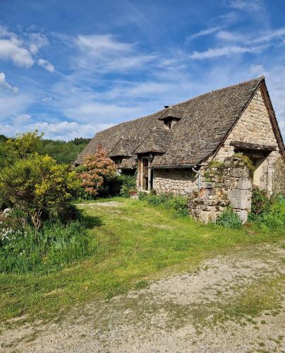 Le Puy d'Aubrac : Maisons de vacances proche de Le Nayrac