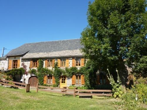 Gîte Murat-Chastel-sur-Murat, 2 pièces, 4 personnes - FR-1-742-48 : Maisons de vacances proche de Neussargues-Moissac