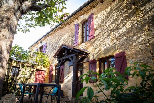 Gite la vigne 4 à 10 personnes Domaine Saint Raphaël : Maisons de vacances proche de Prats-de-Carlux