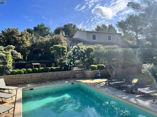 Maison avec piscine pour 10 personnes - L'ISLE SUR LA SORGUE - SAUMANE - VAUCLUSE - LUBERON - PROVENCE : Villas proche de Saumane-de-Vaucluse