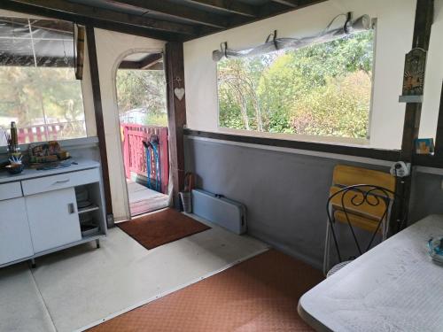 mobile home aux Rives D'Aurec : Campings proche de Saint-Maurice-en-Gourgois