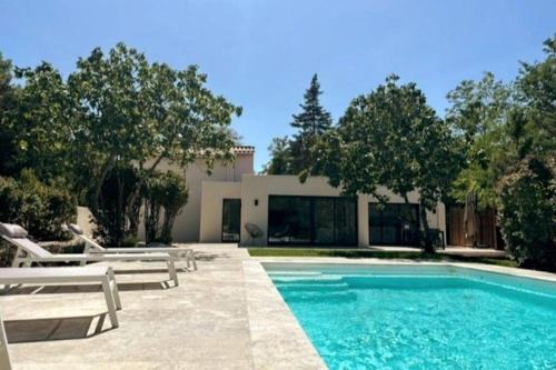 Villa avec Piscine et Spa : Villas proche de Vinassan