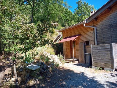 La Laouze - Small wooden house Eco-Low-tech : Chalets proche de Saint-Maurice-Navacelles