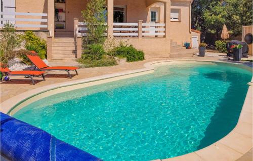Nice Home In Saint-paul-et-valmalle With Outdoor Swimming Pool, Wifi And 3 Bedrooms : Maisons de vacances proche de Cournonterral