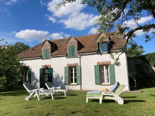 Bourgogne, maison de charme entre Sens et Nogent : Maisons de vacances proche de Saint-Loup-de-Buffigny