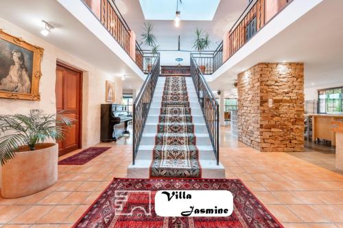 Somptueuse Villa Jasmine : Villas proche de Saint-Méen-le-Grand